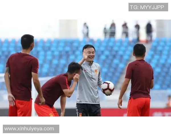 探索新时代足球运动员成长路径与全球赛场竞技风采全景深度解析新