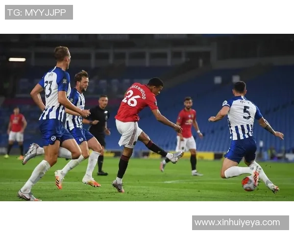 曼城主场迎战阿森纳强强对话,英超争冠局势再添悬念 曼城主场迎战阿森纳强强对话,英超争冠局势再添悬念